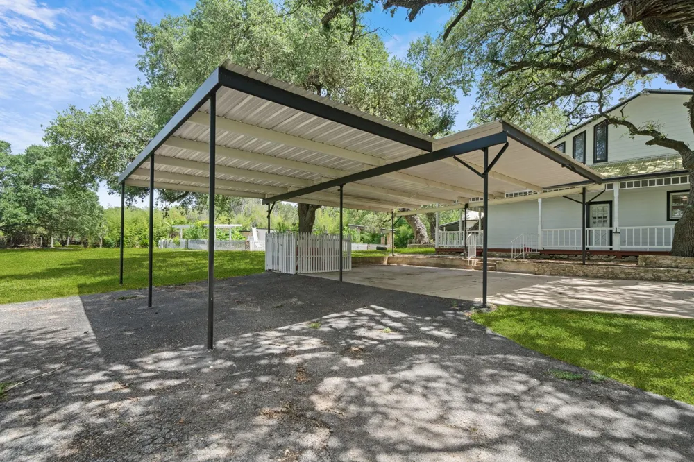 3541 State Highway 159 La Grange, TX 78945