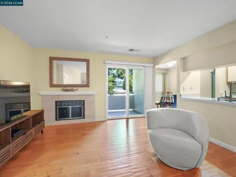 1308 Walden Rd #27