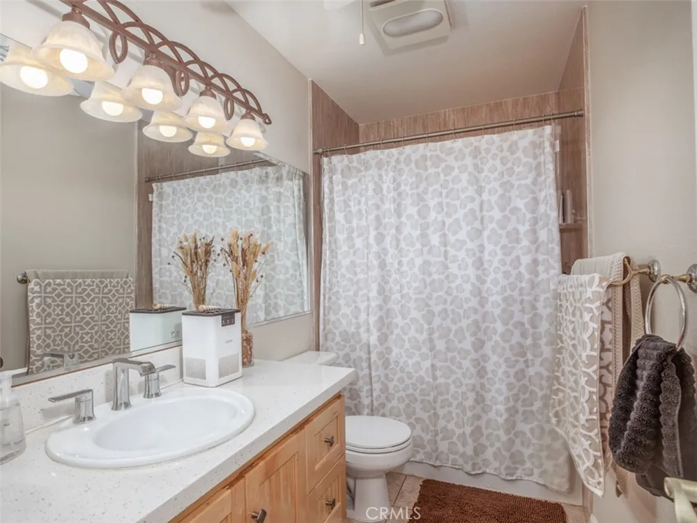 660 S Glassell #12 Orange, CA 92866