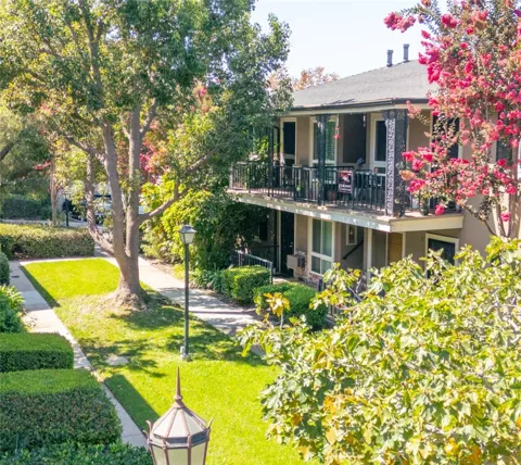 660 S Glassell #12