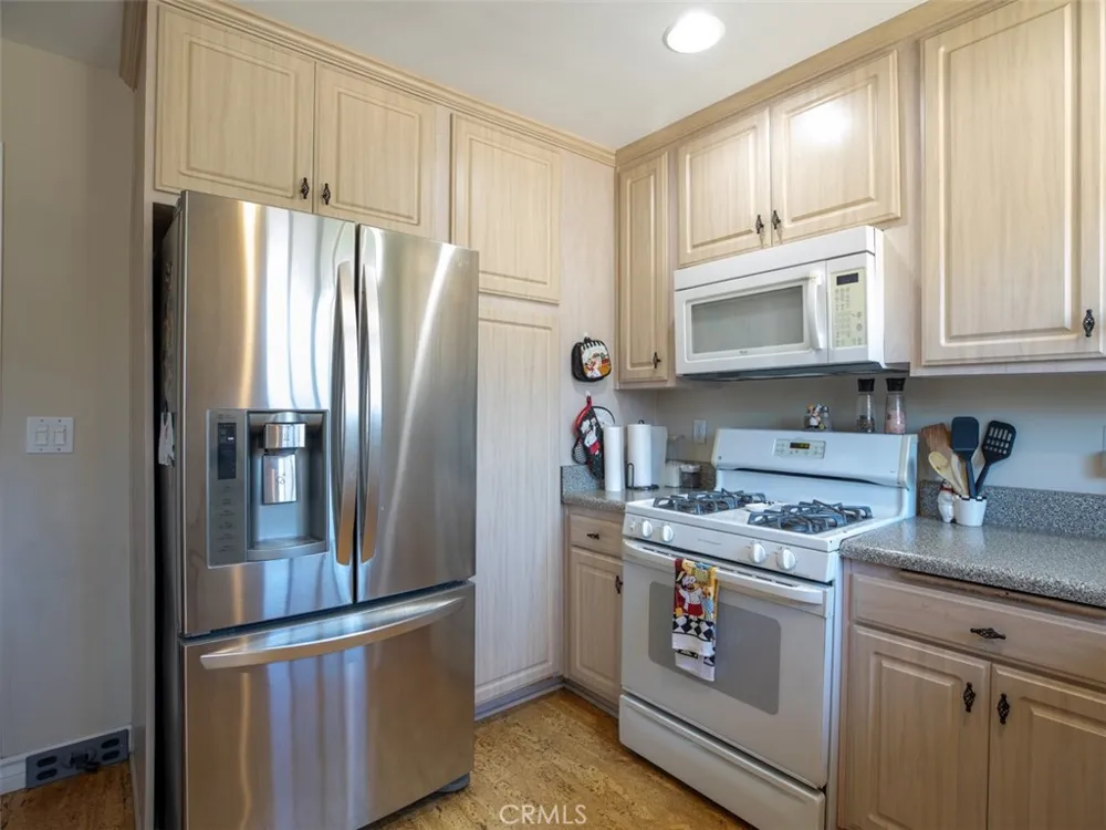 660 S Glassell #12 Orange, CA 92866