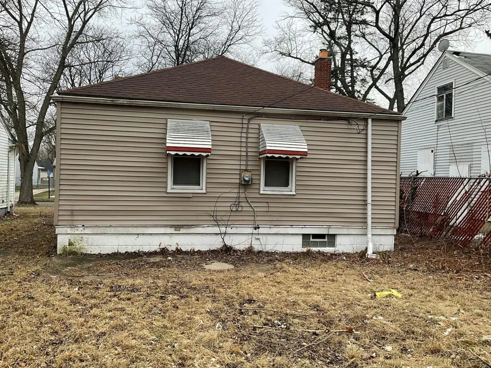 19758 Greenview Avenue Detroit, MI 48219