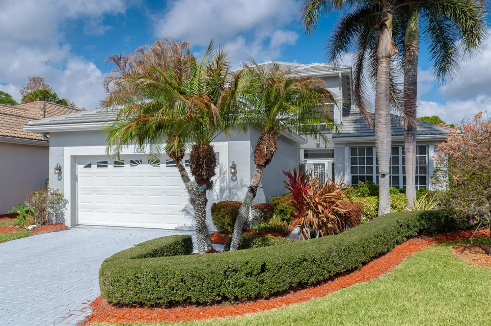 1627 SE BALLANTRAE BOULEVARD Port St. Lucie, FL 34952