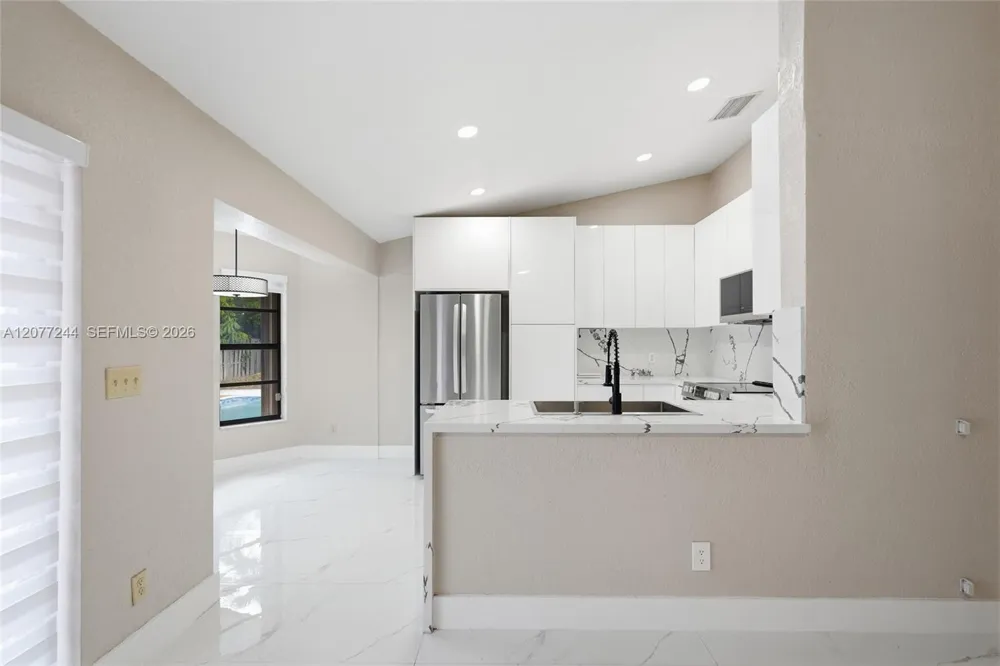 3309 NW 94th Ave Sunrise, FL 33351