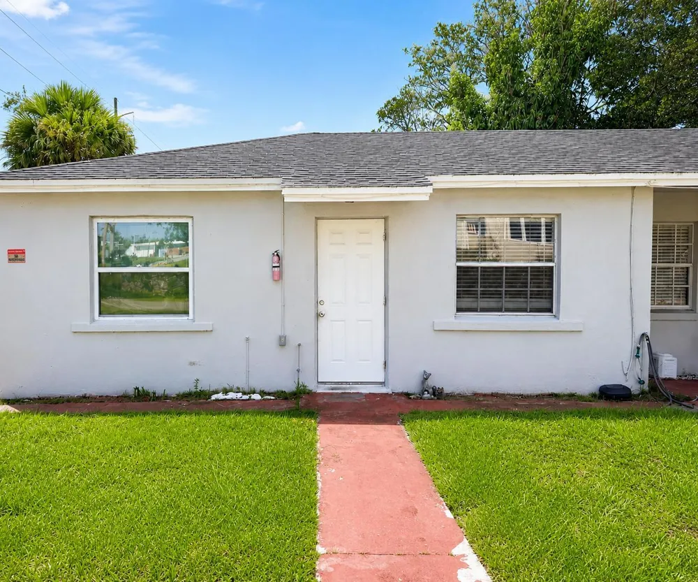 514 6TH STREET Fort Pierce, FL 34950
