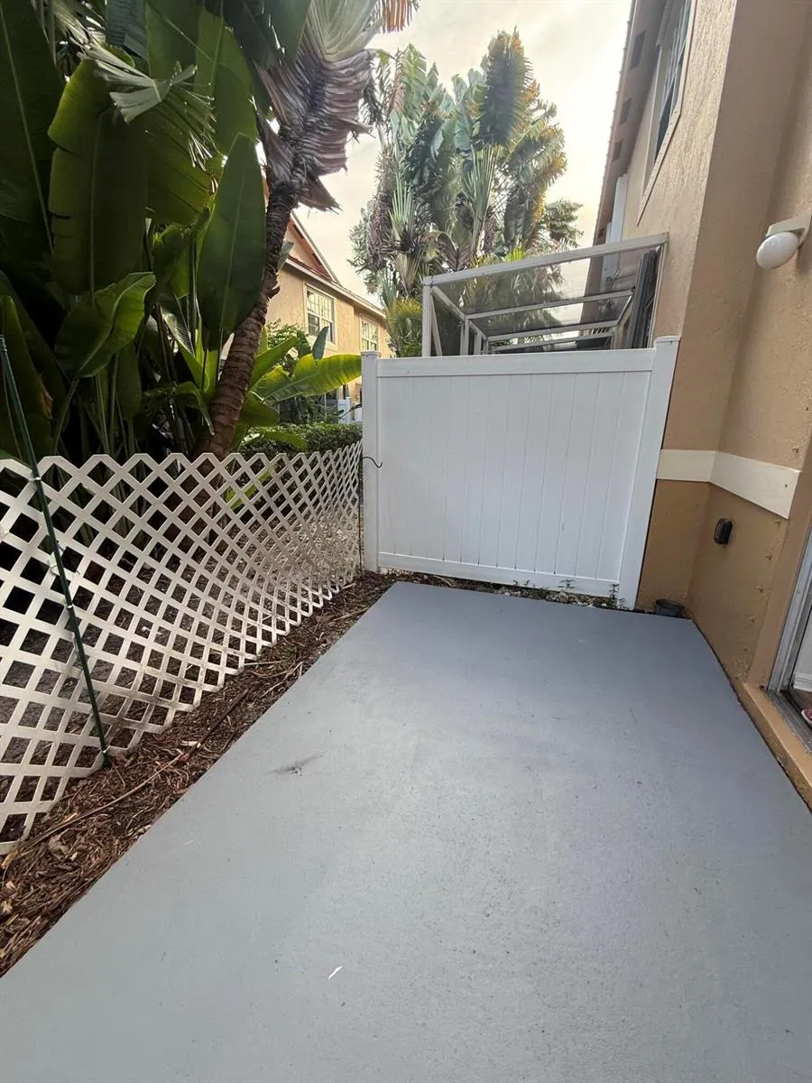 4167 CRYSTAL LAKE DRIVE Deerfield Beach, FL 33064