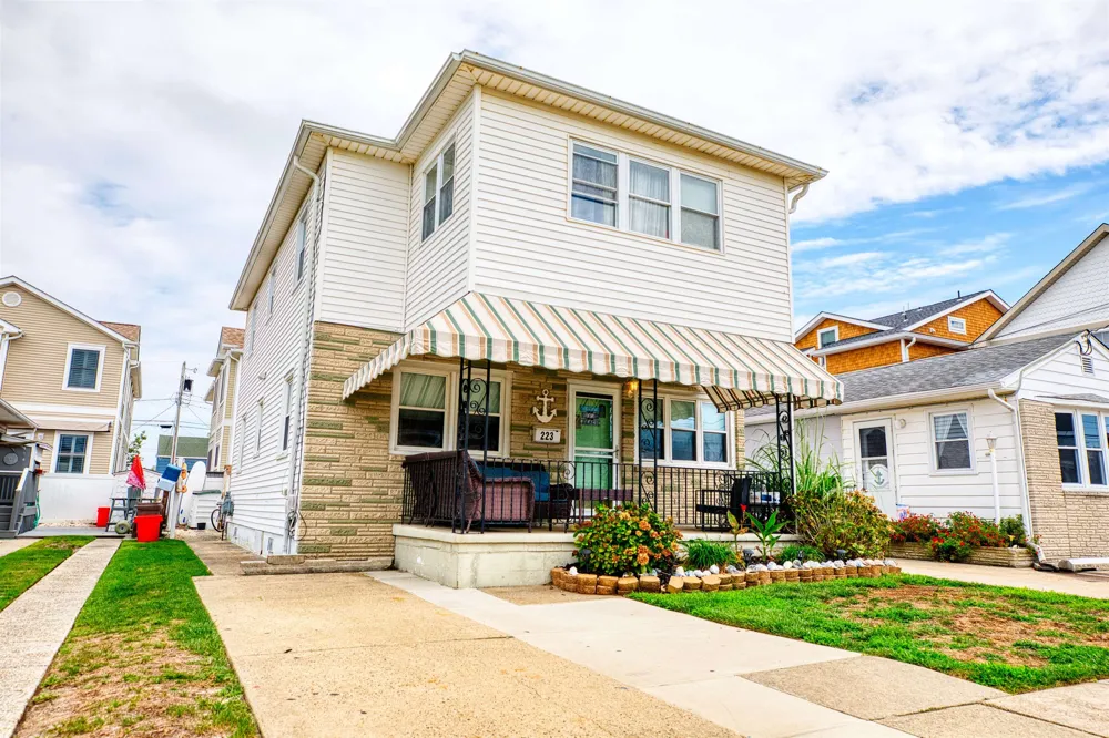 223 E Syracuse Avenue Wildwood Crest, NJ 08260