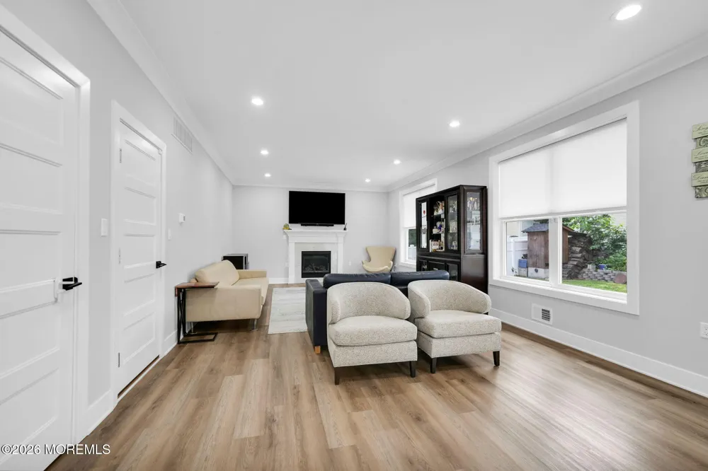 346 Delaware Drive Brick, NJ 08723