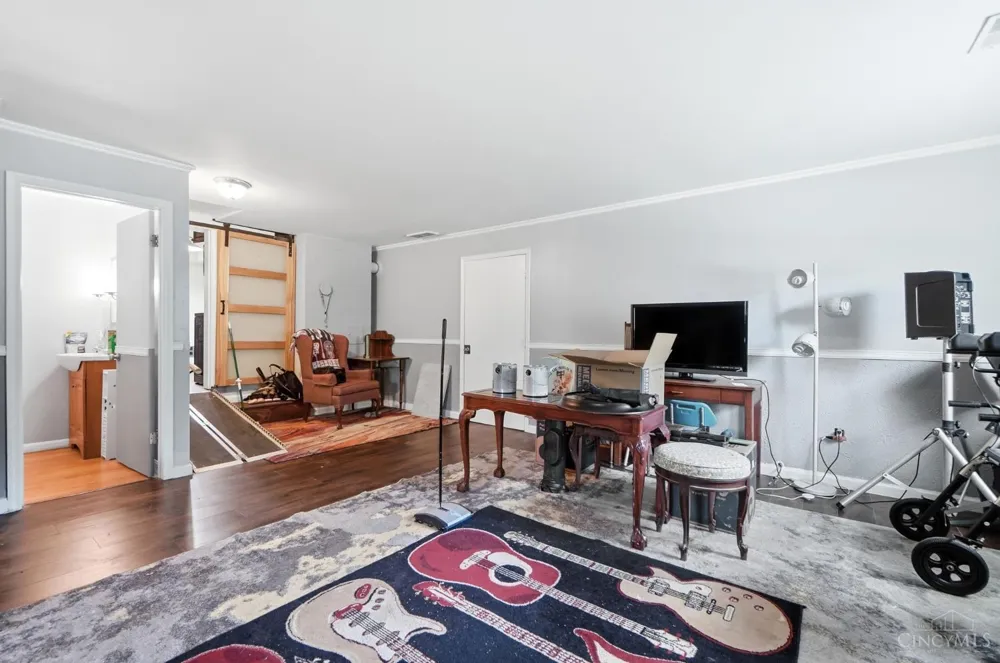 706 Maple Ridge Road Miami, OH 45150