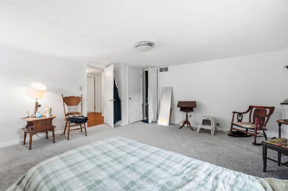 706 Maple Ridge Road Miami, OH 45150