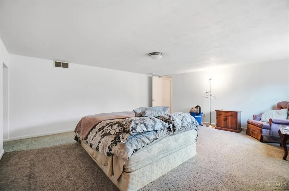 706 Maple Ridge Road Miami, OH 45150