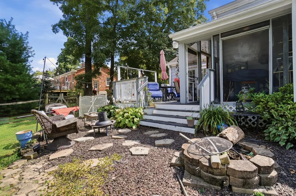 706 Maple Ridge Road Miami, OH 45150