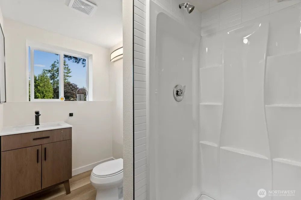 30420 2nd Avenue S Federal Way, WA 98003