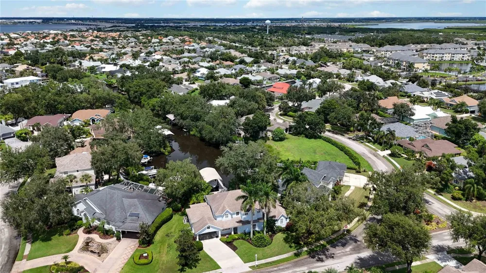 4623 4TH AVENUE E Bradenton, FL 34208