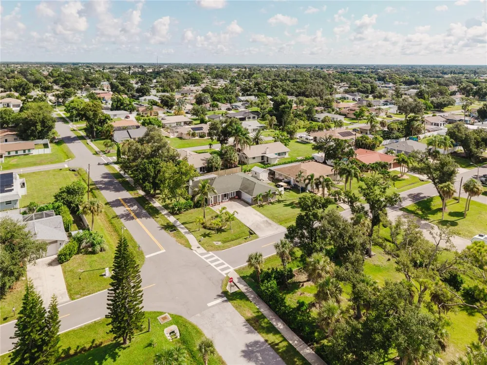 625 E BAFFIN DRIVE Venice, FL 34293