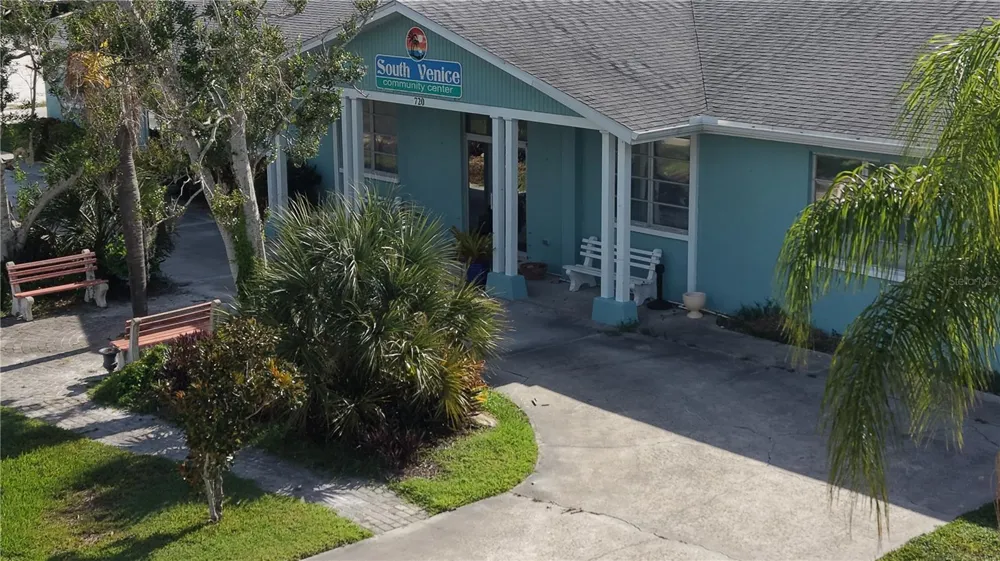 625 E BAFFIN DRIVE Venice, FL 34293