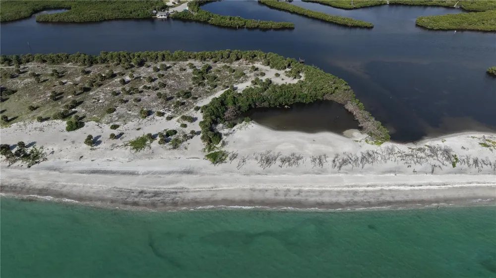 625 E BAFFIN DRIVE Venice, FL 34293
