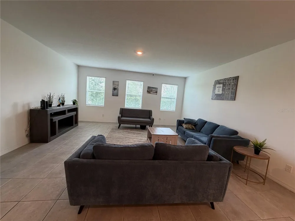 2018 DERWENT DRIVE Davenport, FL 33896