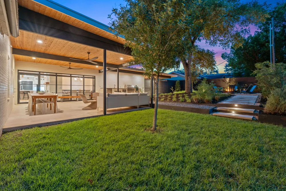 5823 Trailridge Drive Austin, TX 78731