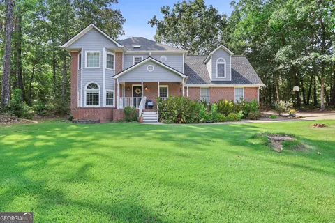 232 Lakewood DR