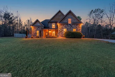 130 Maple DR