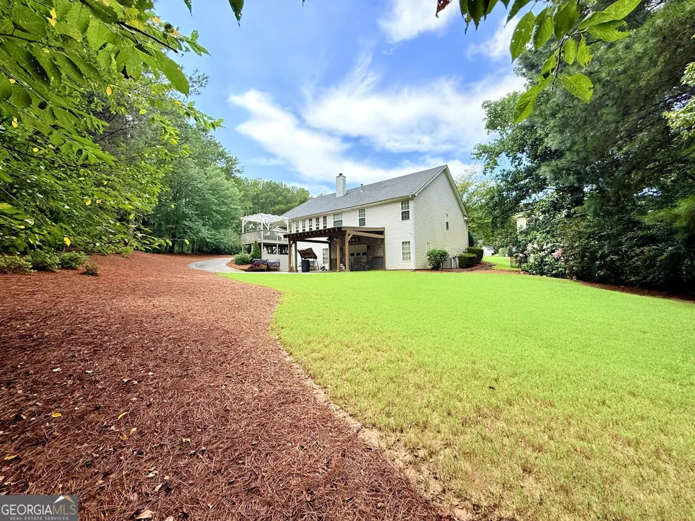 1205 Bonnerton CT Dacula, GA 30019