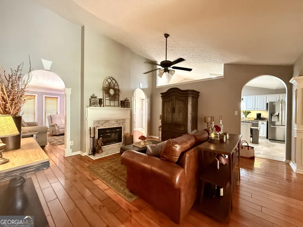 1205 Bonnerton CT Dacula, GA 30019