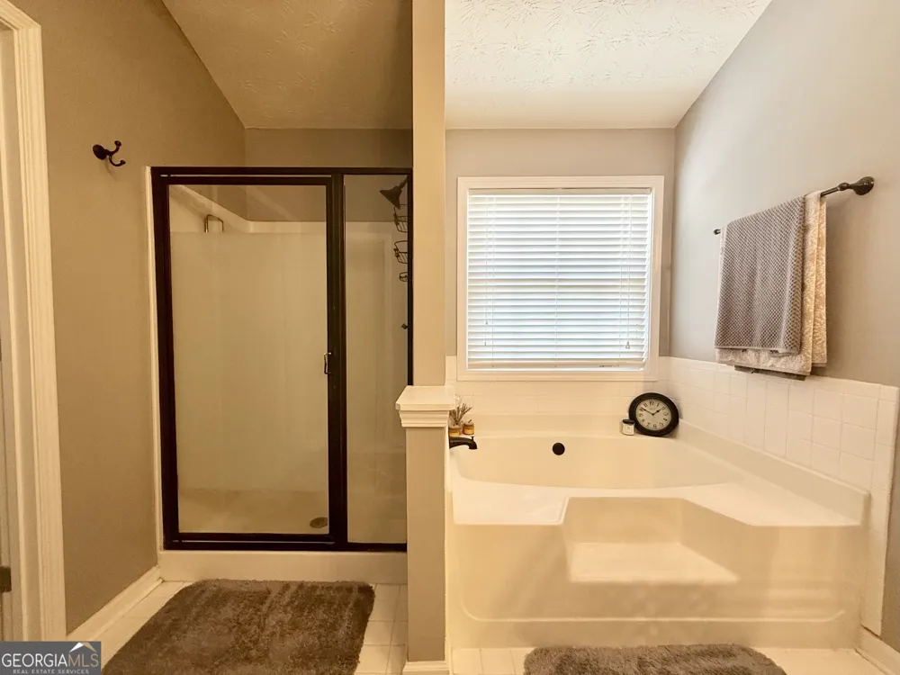 1205 Bonnerton CT Dacula, GA 30019