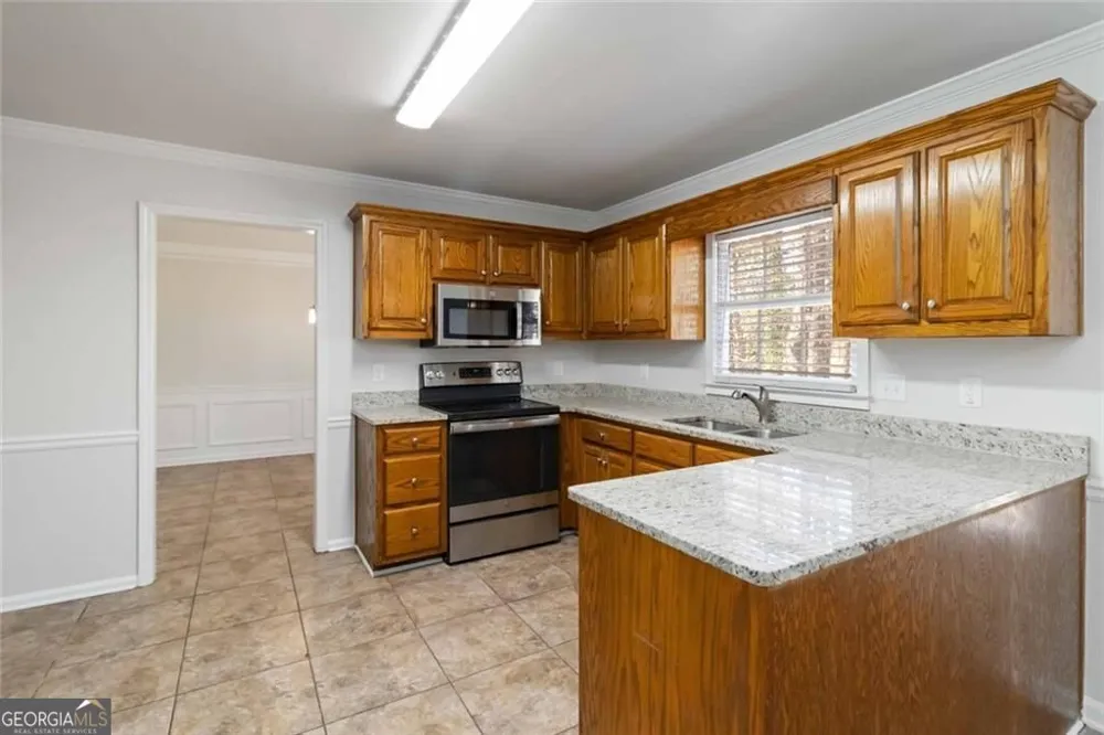 3477 Chinaberry LN Snellville, GA 30039