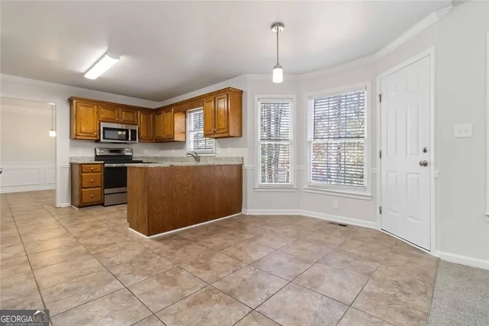 3477 Chinaberry LN Snellville, GA 30039