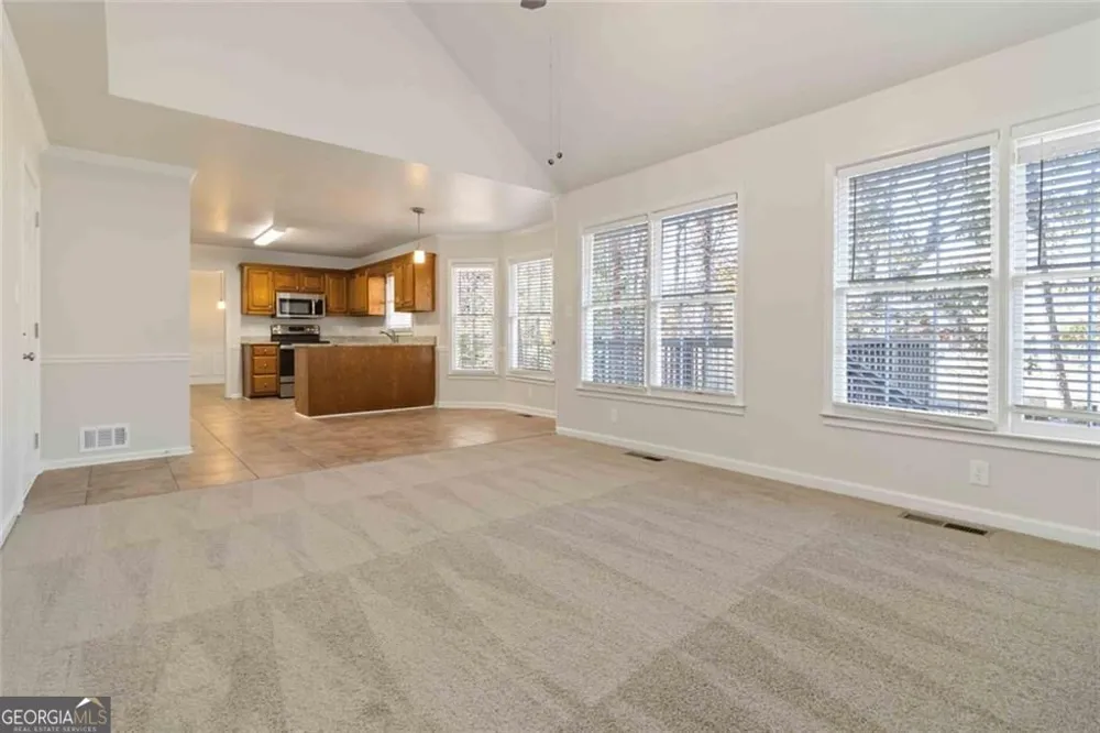 3477 Chinaberry LN Snellville, GA 30039