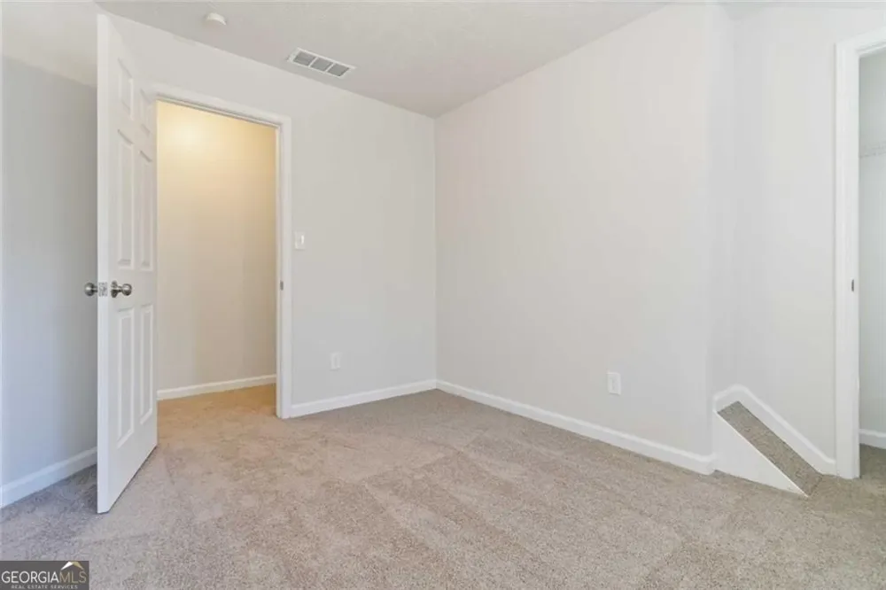 3477 Chinaberry LN Snellville, GA 30039
