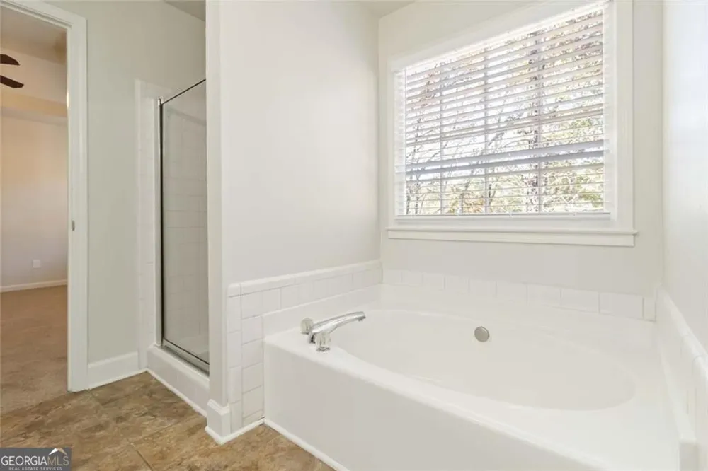 3477 Chinaberry LN Snellville, GA 30039