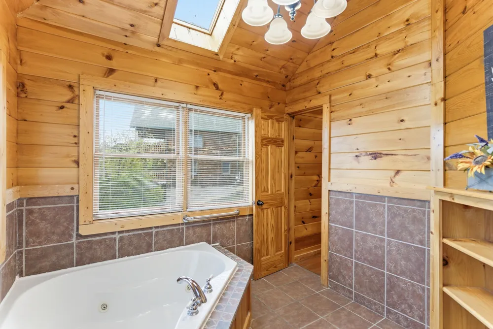 2054 Oakmont Drive Sevierville, TN 37876