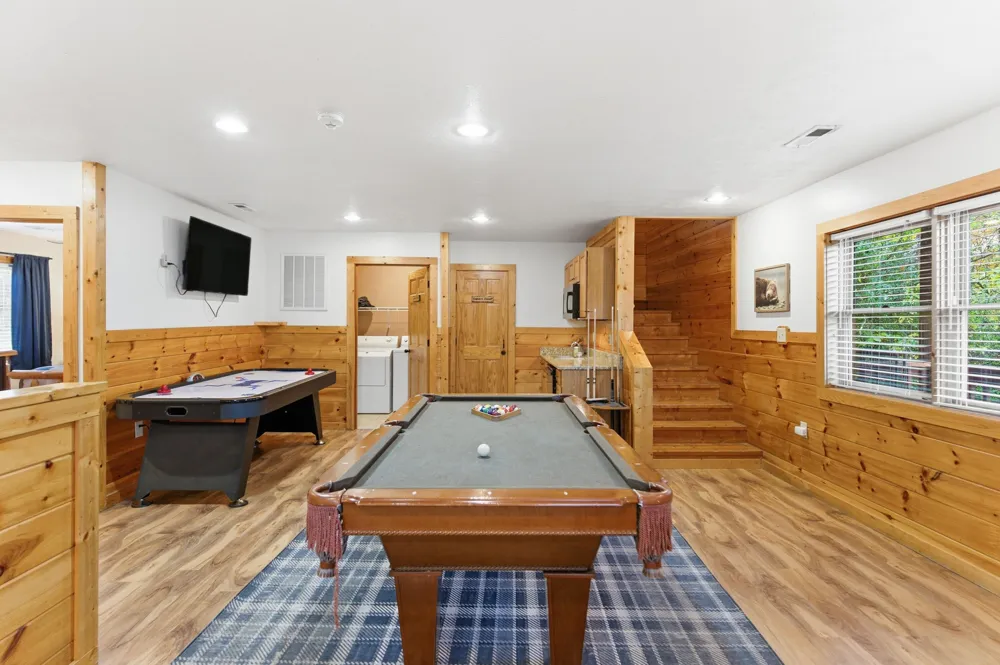 2054 Oakmont Drive Sevierville, TN 37876