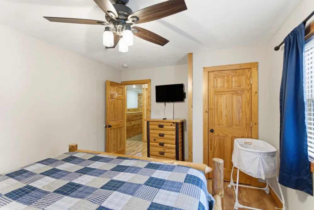 2054 Oakmont Drive Sevierville, TN 37876