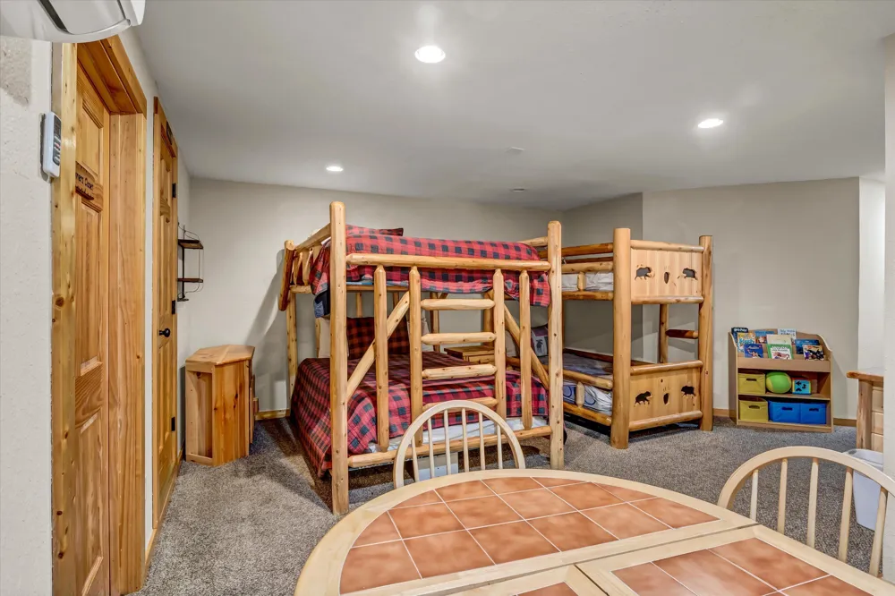 2054 Oakmont Drive Sevierville, TN 37876
