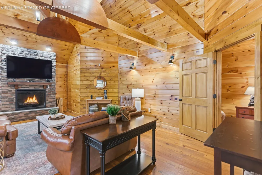 2054 Oakmont Drive Sevierville, TN 37876