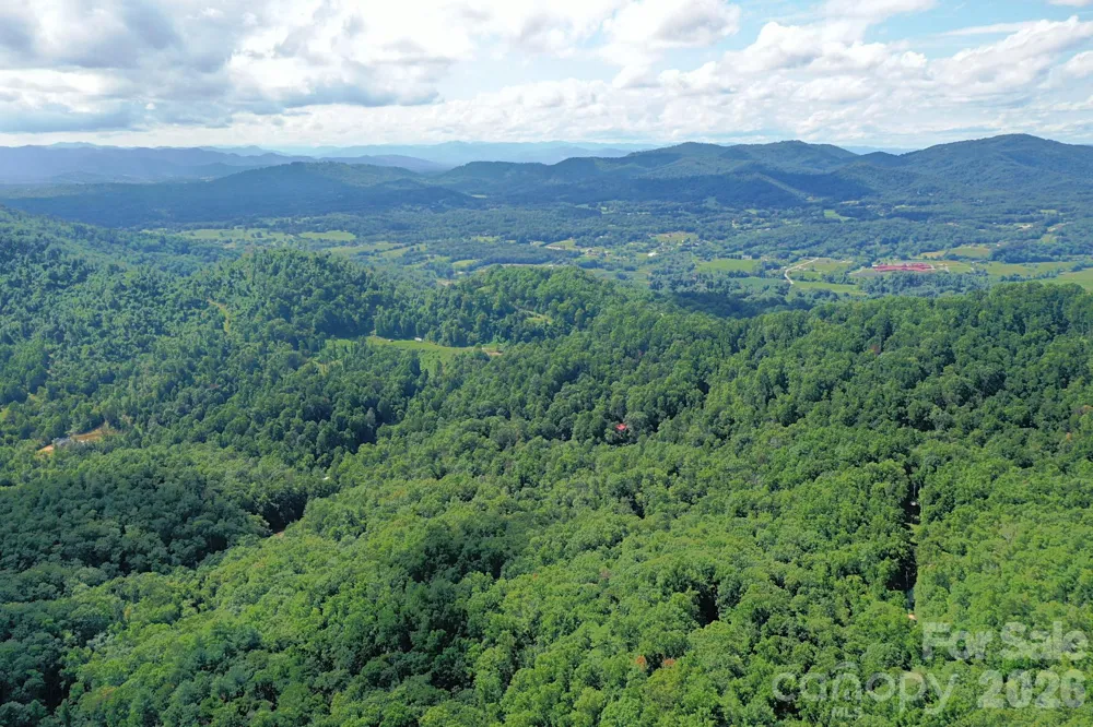 999 Fowler Lane Fletcher, NC 28732