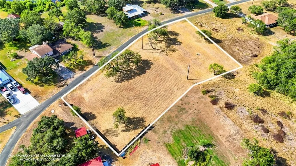 136 Harbor Circle Mathis, TX 78368