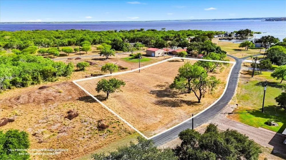 136 Harbor Circle Mathis, TX 78368