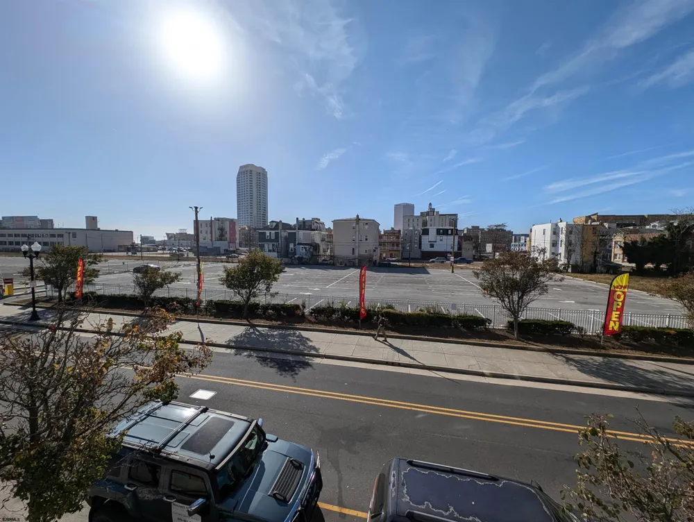 143 S South Carolina Ave Atlantic City, NJ 08401