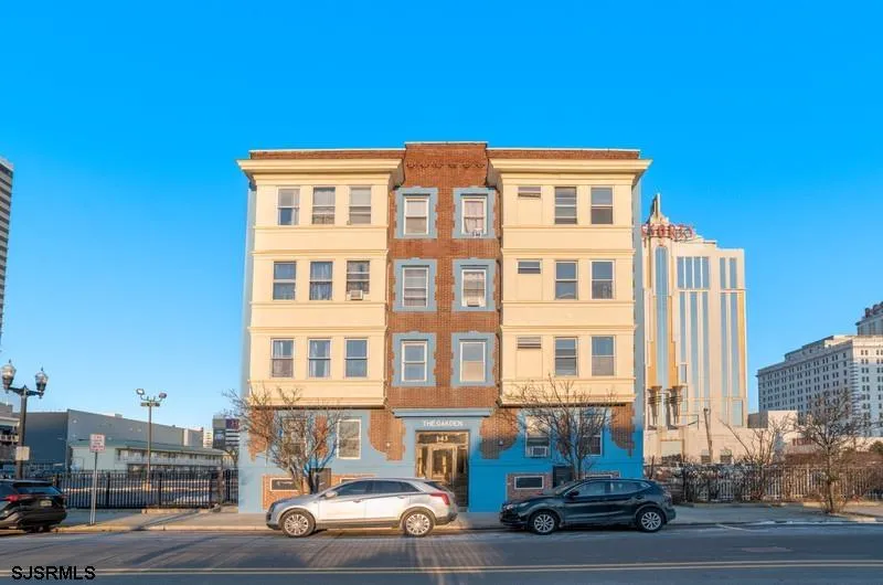 143 S South Carolina Ave Atlantic City, NJ 08401
