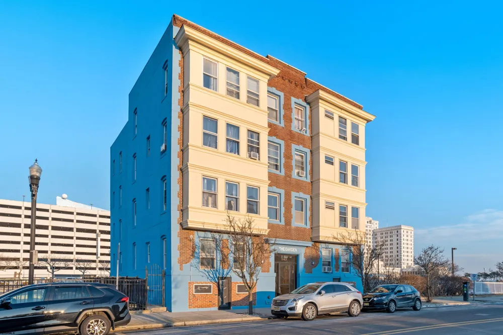 143 S South Carolina Ave Atlantic City, NJ 08401