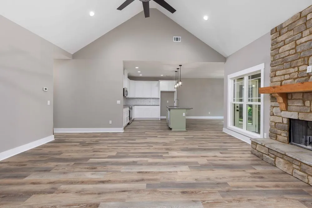 7573 Highway 0027 Cataula, GA 31804