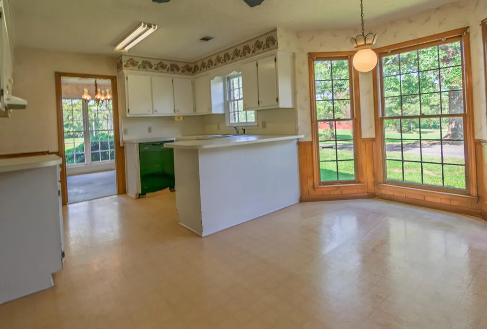 616 Twin Lakes Road Waverly Hall, GA 31831