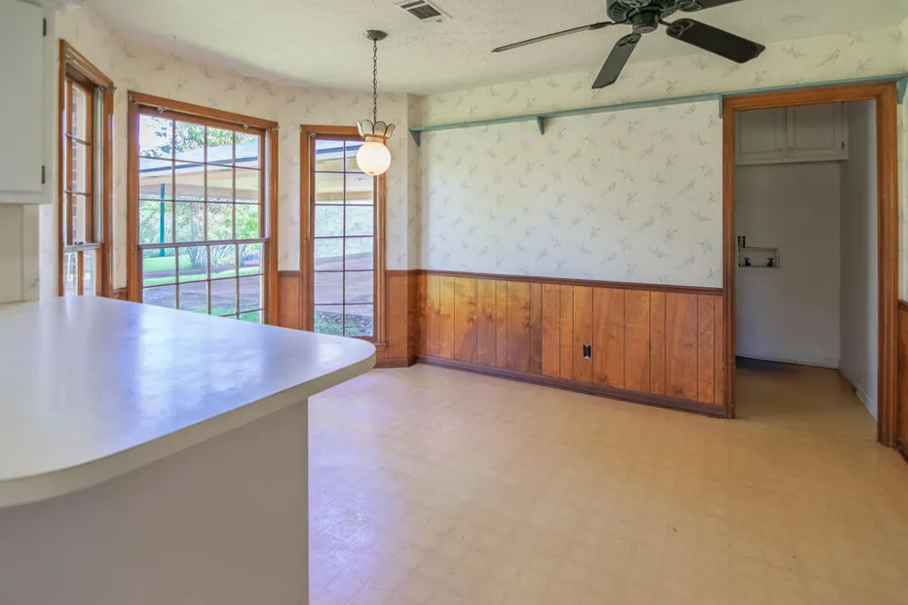 616 Twin Lakes Road Waverly Hall, GA 31831