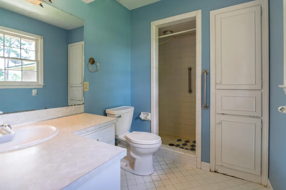 616 Twin Lakes Road Waverly Hall, GA 31831