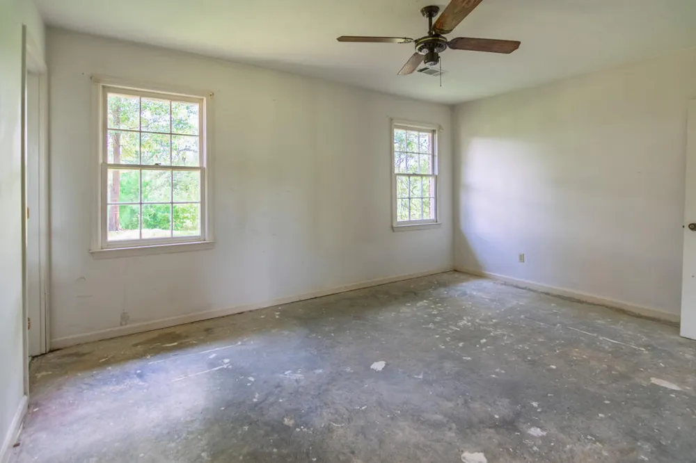 616 Twin Lakes Road Waverly Hall, GA 31831