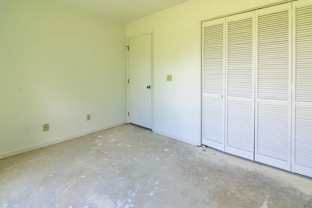 616 Twin Lakes Road Waverly Hall, GA 31831